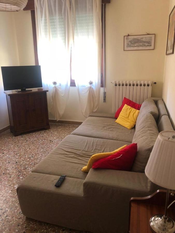 Lido Di Venezia Mare E Cinema Apartment Luaran gambar